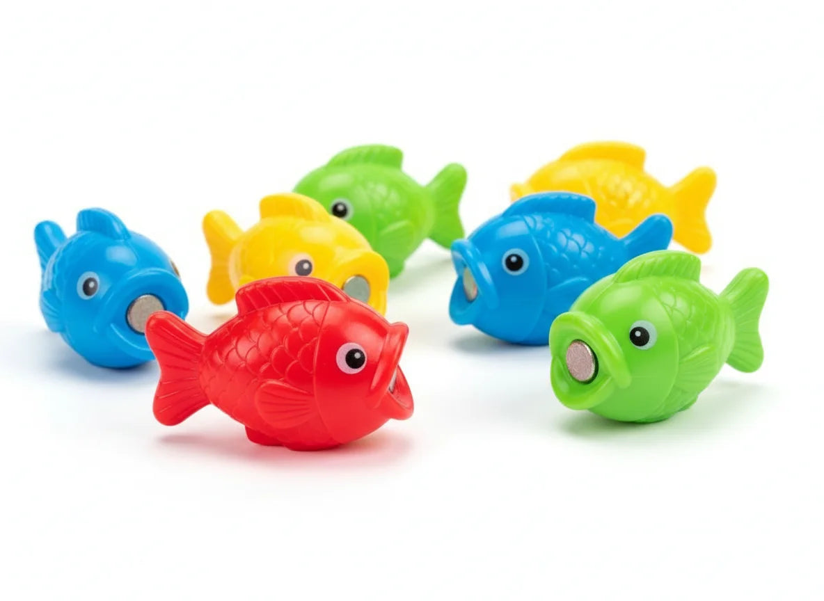 ✔ Fishing game for kids toy with 15 fish on rotating board fishes closeup